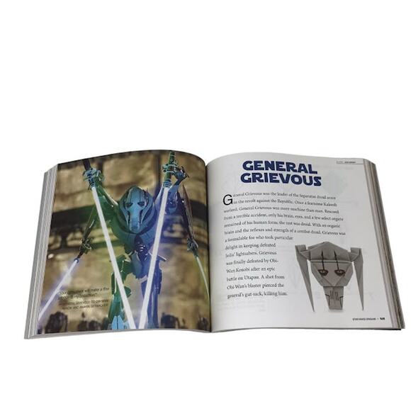 STAR WARS ORIGAMI 36 Amazing Paper-folding Projects from a Galaxy Far Far Away - Picture 2 of 4